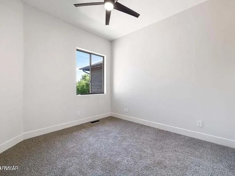 1400 W Navajo Ln #14 — Photo 23