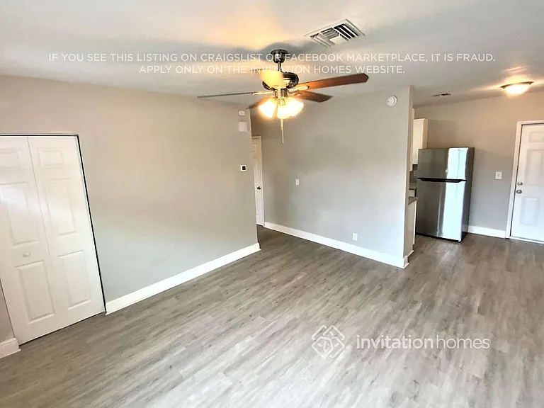 330 Washington Ave — Photo 5