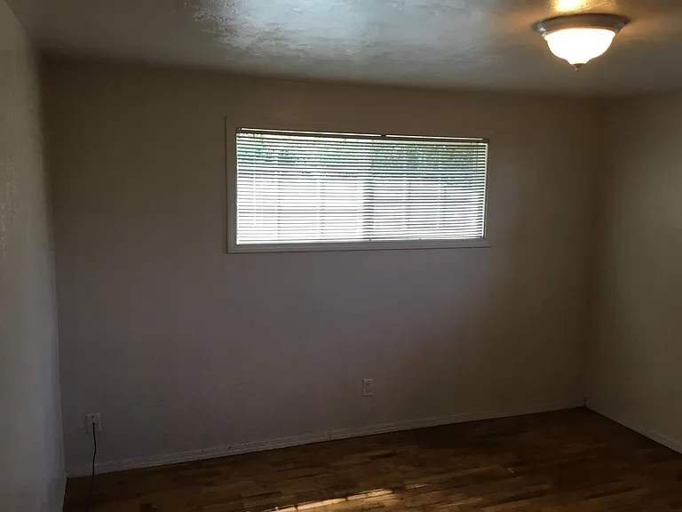 334 Foxglove Ave — Photo 13