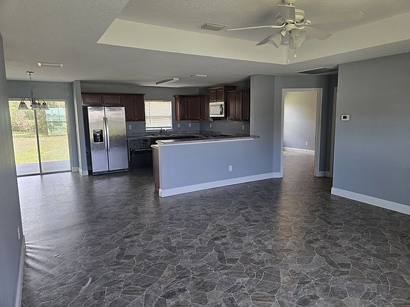4th image of 12762 SW 33rd Ave