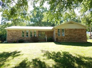 295 Grassy Hollow Creek Ln, Lavinia, TN 38348