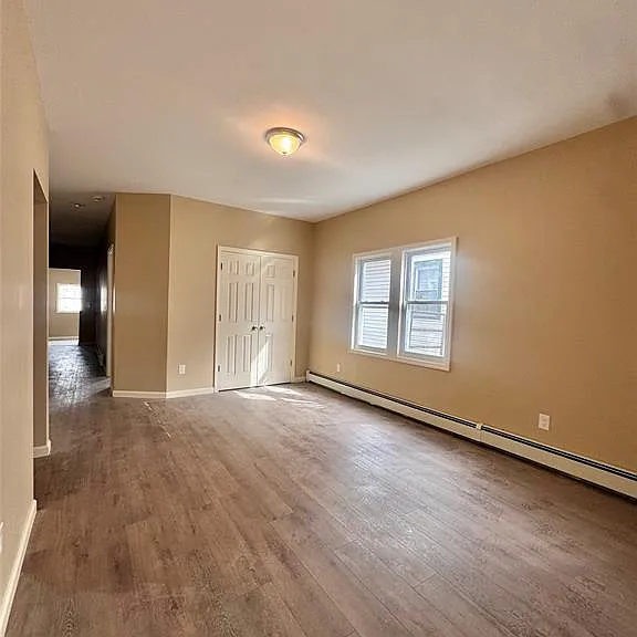 162 Van Buren St — Photo 6
