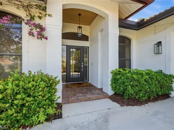 28360 Del Lago Way, Bonita Springs, FL 34135