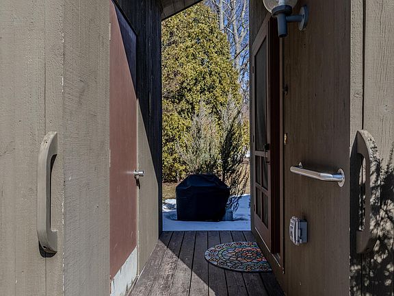 5th image of 94 Murray Hill Woods Road #64