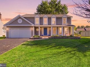 Foxfield, Fairfax, VA 22033