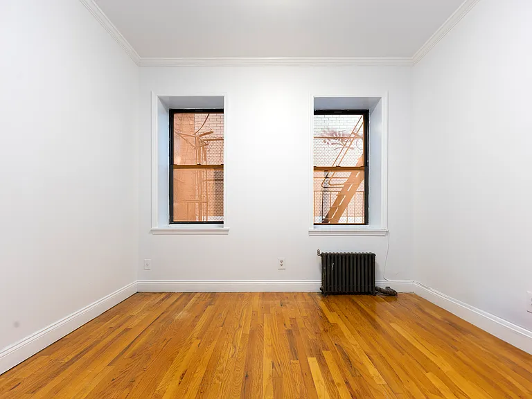 56 Pike St #1C — Photo 4