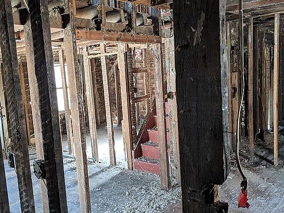 1st floor other direction