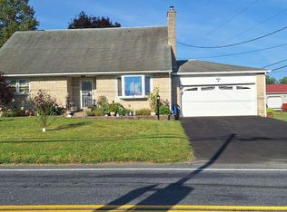 690 Main St, Mohrsville, PA 19541