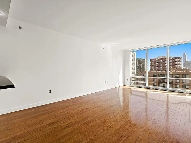 20 Newport Pkwy #2303 — Photo 7