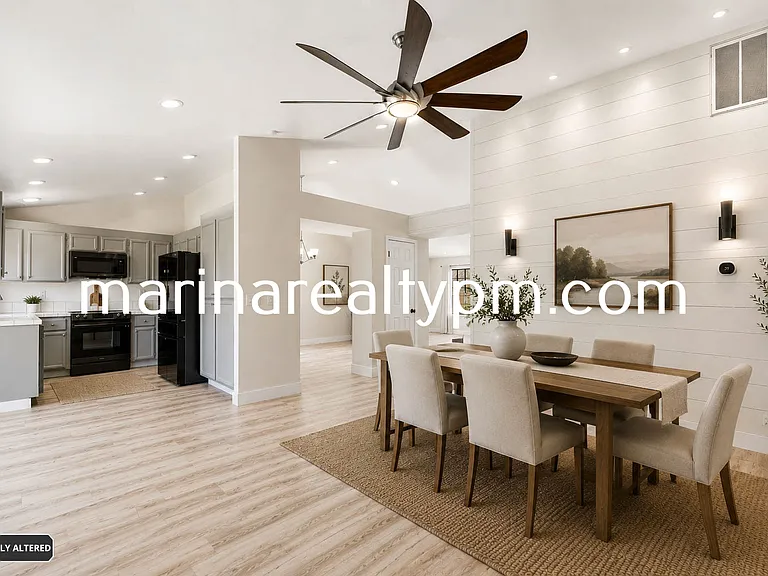 208 Buttercup Cir — Photo 11