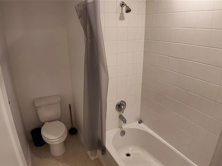 2436 Blowing Breeze Ave — Photo 19