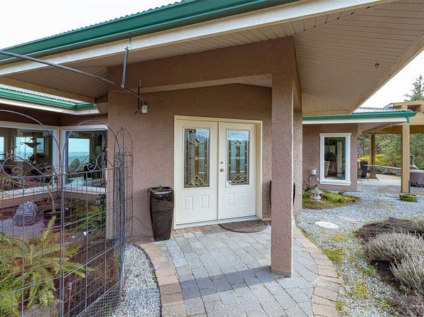 4303 Munn Rd, Highlands, BC V9E 1C8