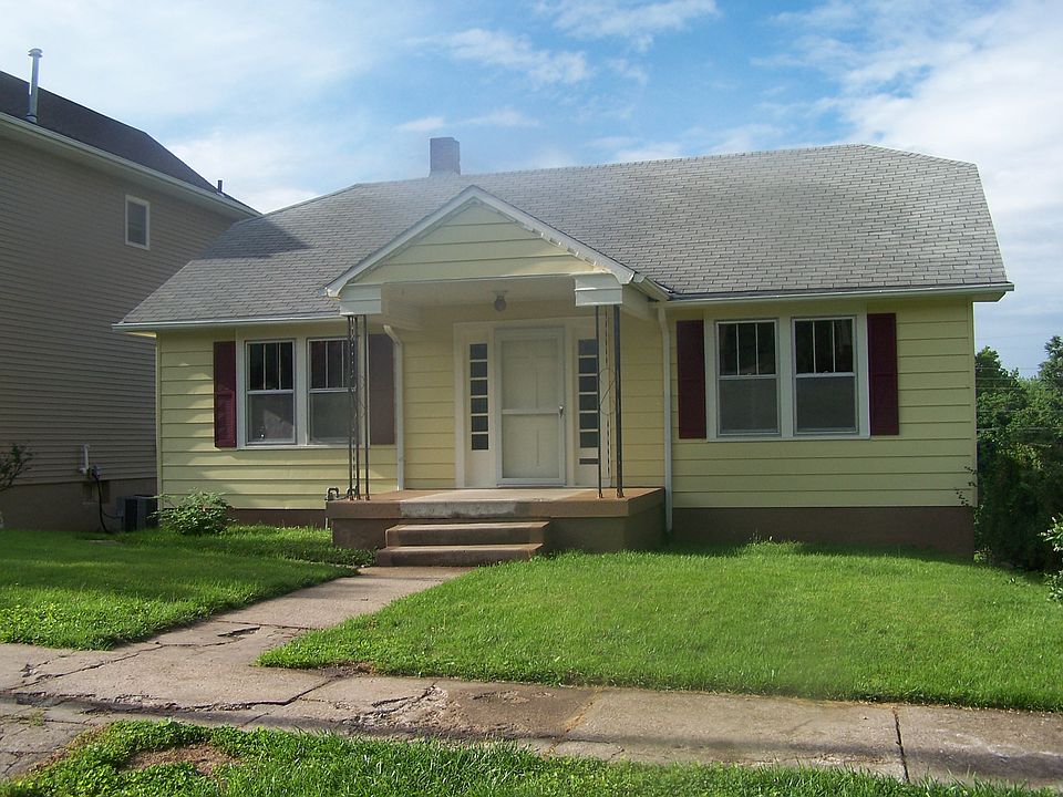 1st image of 2908 Angelique St