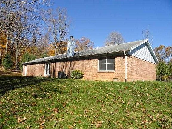 3rd image of 2040 Timberview Dr