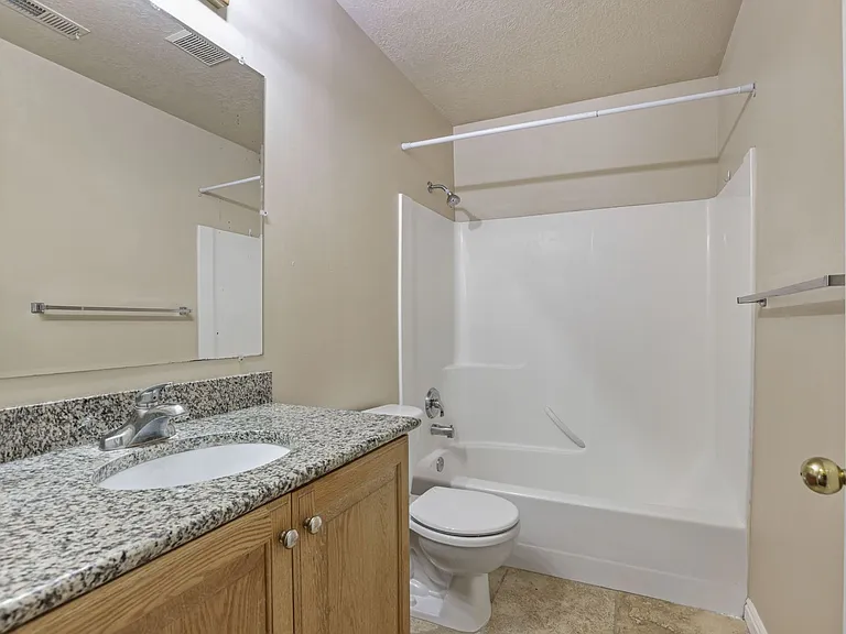 264 N 3 E #602 — Photo 13
