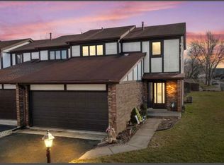 7881 Sheffield Dr, Palos Hills, IL 60465