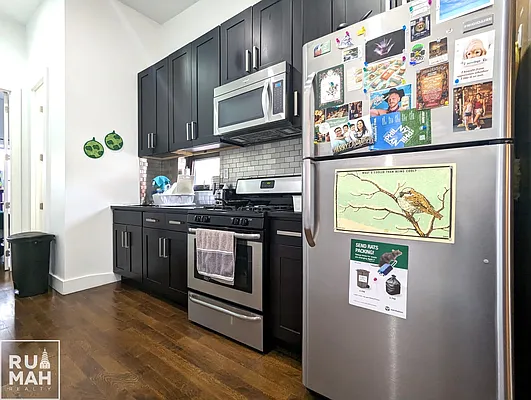 Rented by Rumah Realty Inc | media 14