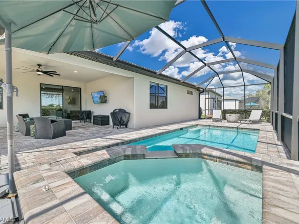 16141 Herons View Dr, Alva, FL 33920