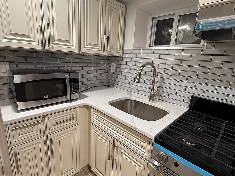 9233 Vanderveer St #1 — Photo 4