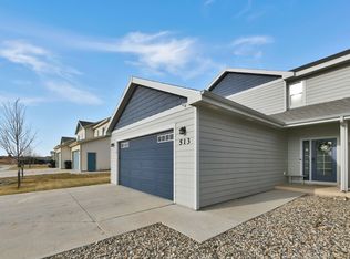 513 45th St E, Williston, ND 58801