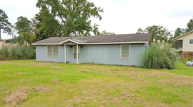 1st image of 119 Cypress Lake Dr