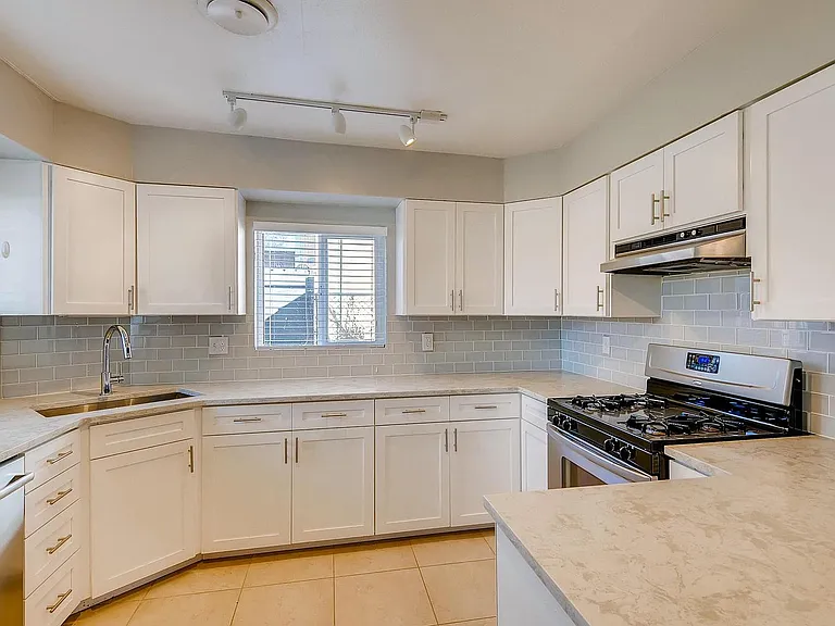 3358 S Emerson St — Photo 3