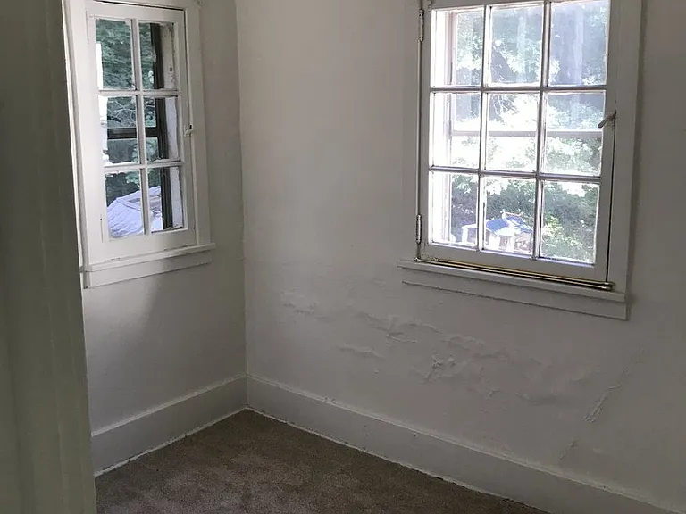 6349 Douglas St — Photo 21