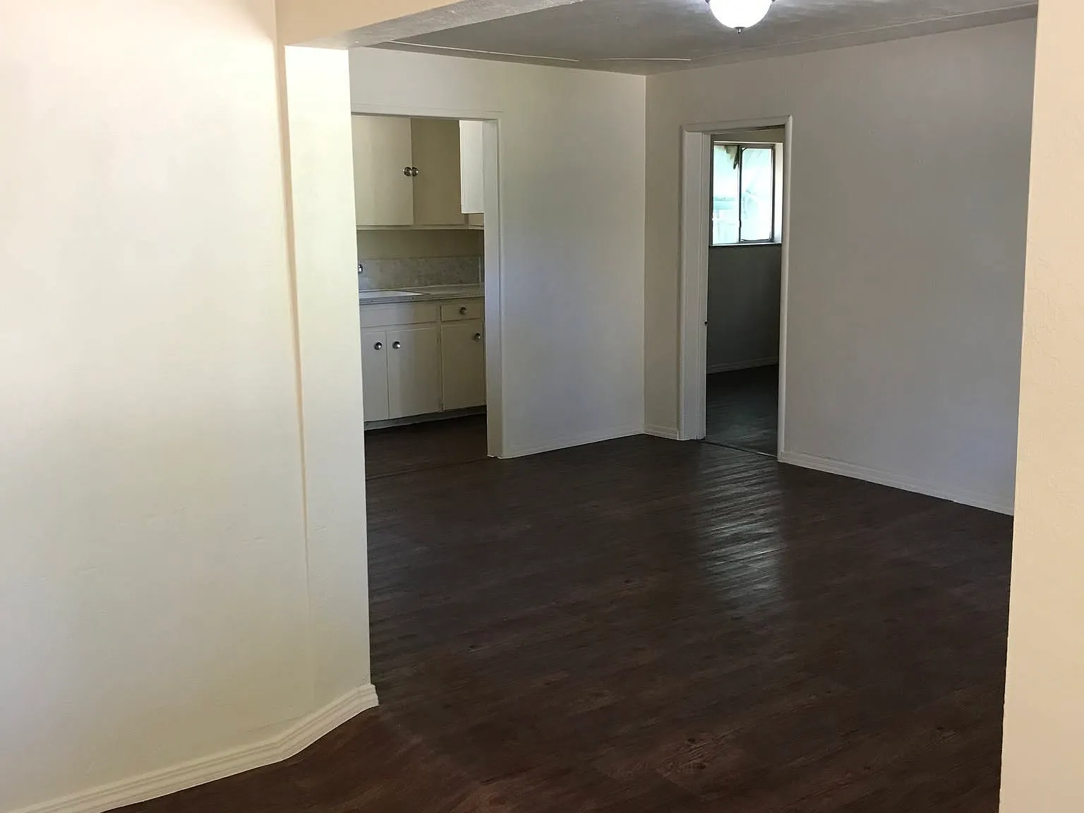 3 bed, 1140 sqft, $1,950 — Photo 3