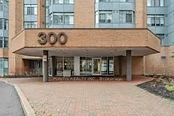 Building Photo - 300 Webb Dr #506