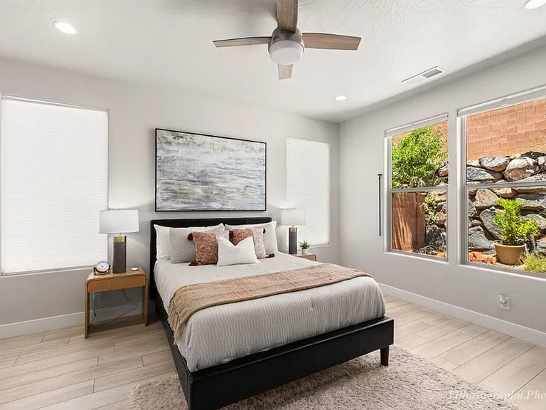 202 W White Pearl Dr — Photo 17