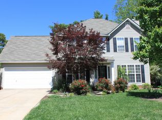 105 Shade Tree Cir, Fort Mill, SC 29715