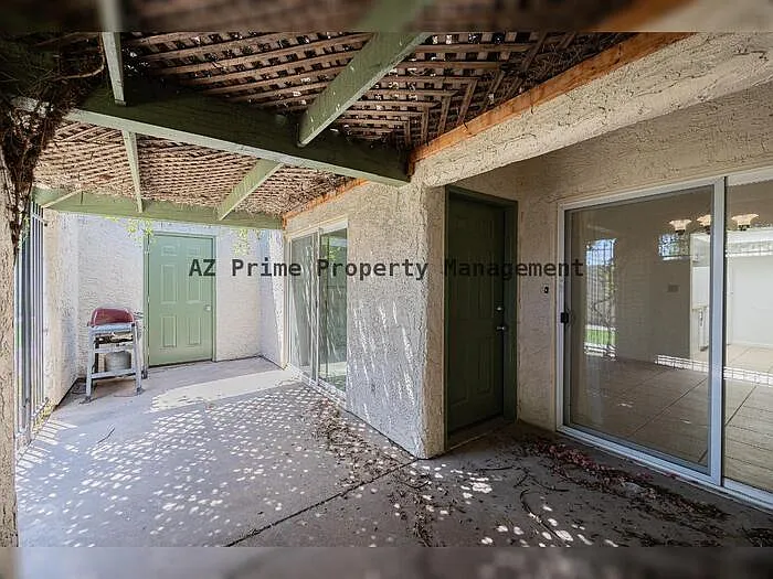 2 bed, 2.0 bath, 987 sqft, $1,595 — Photo 4
