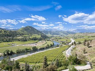 1 Sunburst Ln, Cashmere, WA 98815
