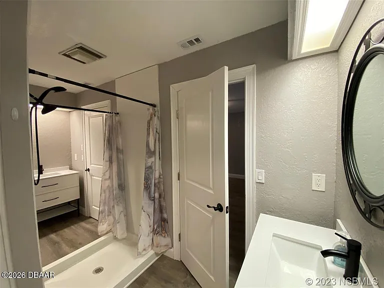 1031 Club House Blvd — Photo 13