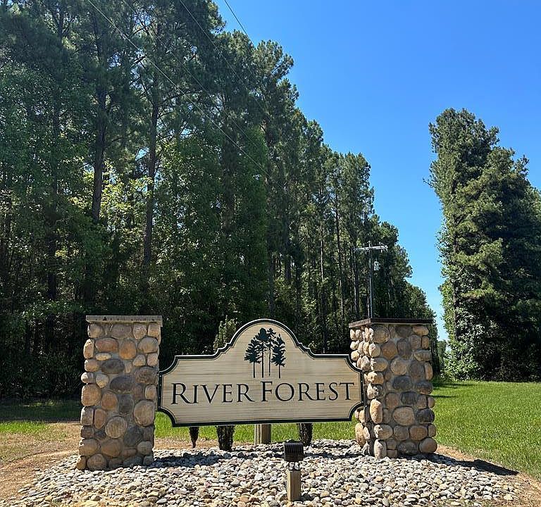 1st image of 68 River Forest Dr