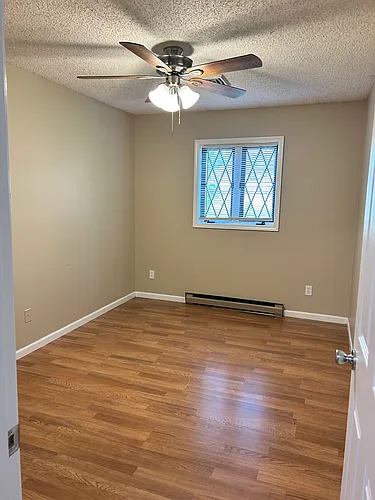 1000 Davis St #1 Photo 1