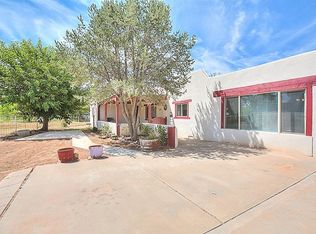 611 Cordova Rd, Los Lunas, NM 87031