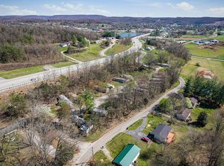 1201 Hidden Valley Mobile Home Park, Livingston, TN 38570