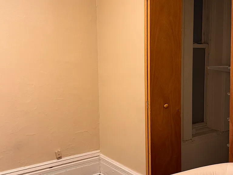 822 W George St #1 — Photo 18