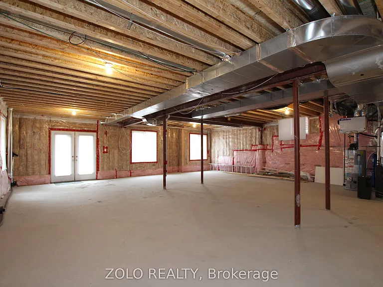 64 Cayton Cres — Photo 45
