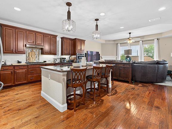 4th image of 7417 E Fork Ln