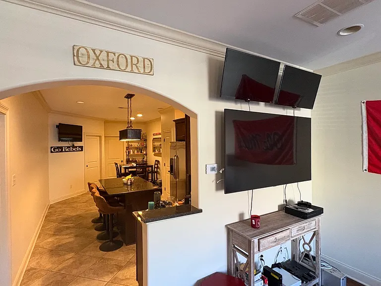 3001 Old Taylor Rd #703 — Photo 6