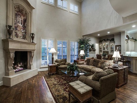 5th image of 5132 Meadowside Ln