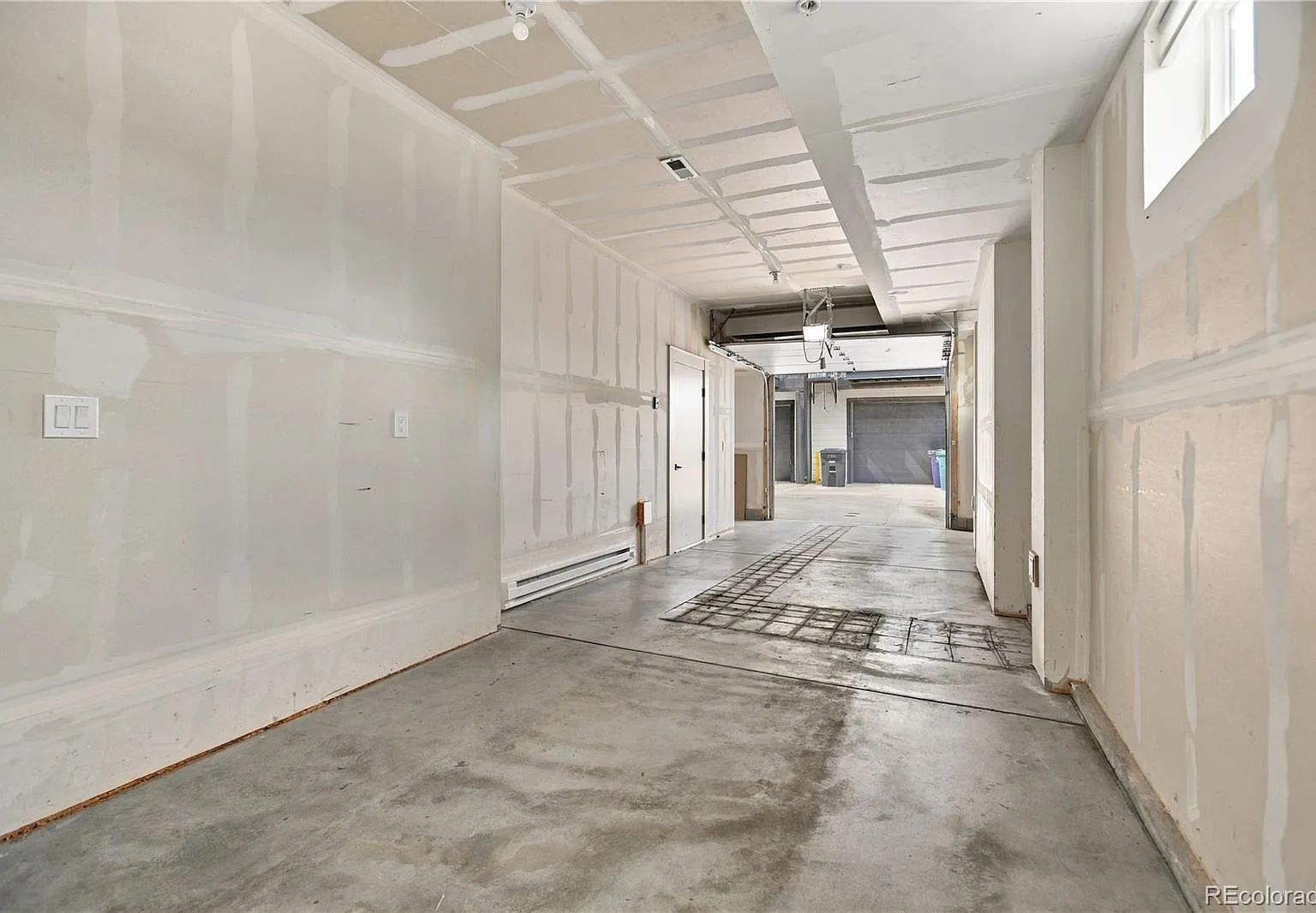 4925 W 10th Ave — Photo 4