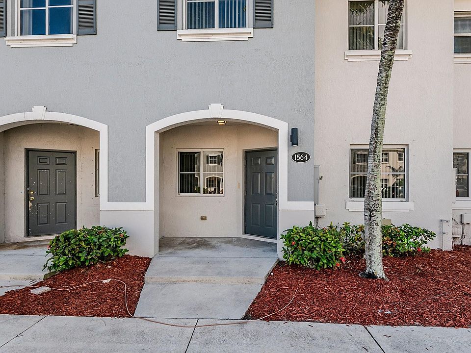 1st image of 1564 SE 31st Court
