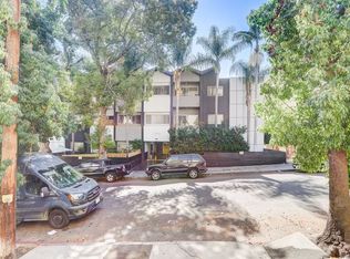 7244 Hillside Ave, Los Angeles, CA 90046