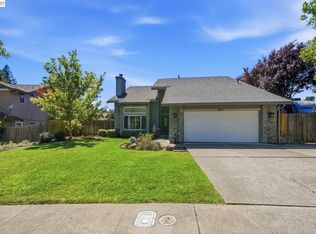 883 Dover Cir, Benicia, CA 94510