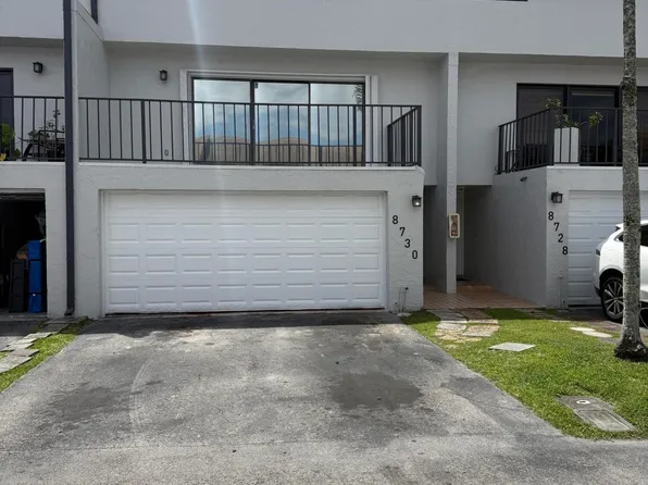 8730 SW 154th Cir Place, Miami, FL 33193