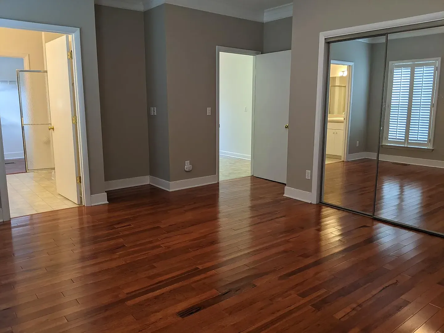 Spacious 3BR Home in Prices Meadow | Fenced Yard | Office | 2-Car Garage | Lawn Care Included — Photo 4