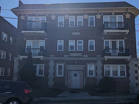 2nd image of 14300 Lake Shore Blvd